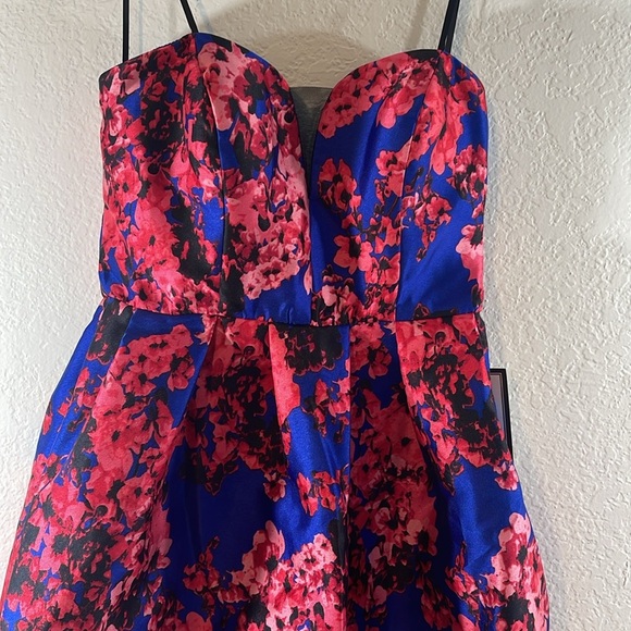 B.DARLIN Floral Print Blue Strapless Fit & Flare Dress Size 7/8 NEW - Picture 4 of 11